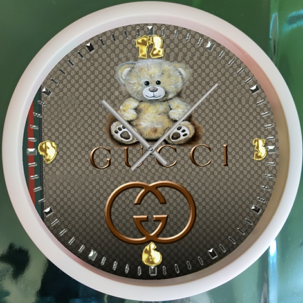 Baby bear wal clock with led lights